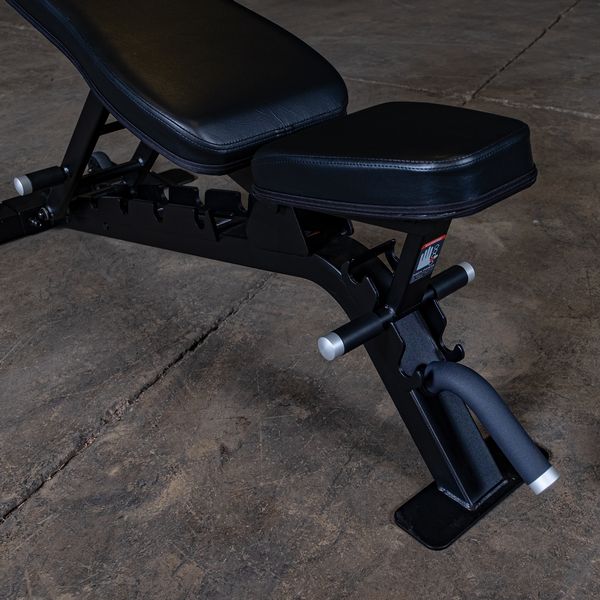 Pro Club Adjustable Bench