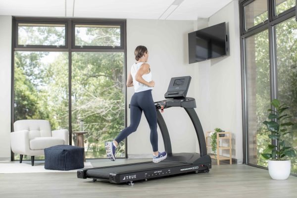 True Fitness Performance 8000 Treadmill